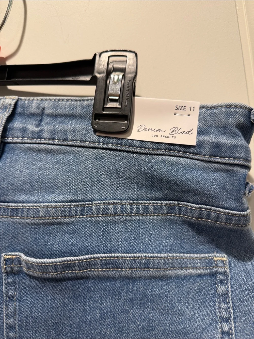 New Blue High-Rise Wide-Leg Jeans - Women